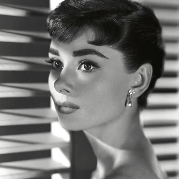 Midcentury Rhinestone Diamond Dangle Cluster Screwback earrings - Picture 4 of 4